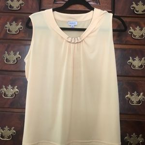 Nikki Pullover Sleeveless Yellow Ladies Top Size L